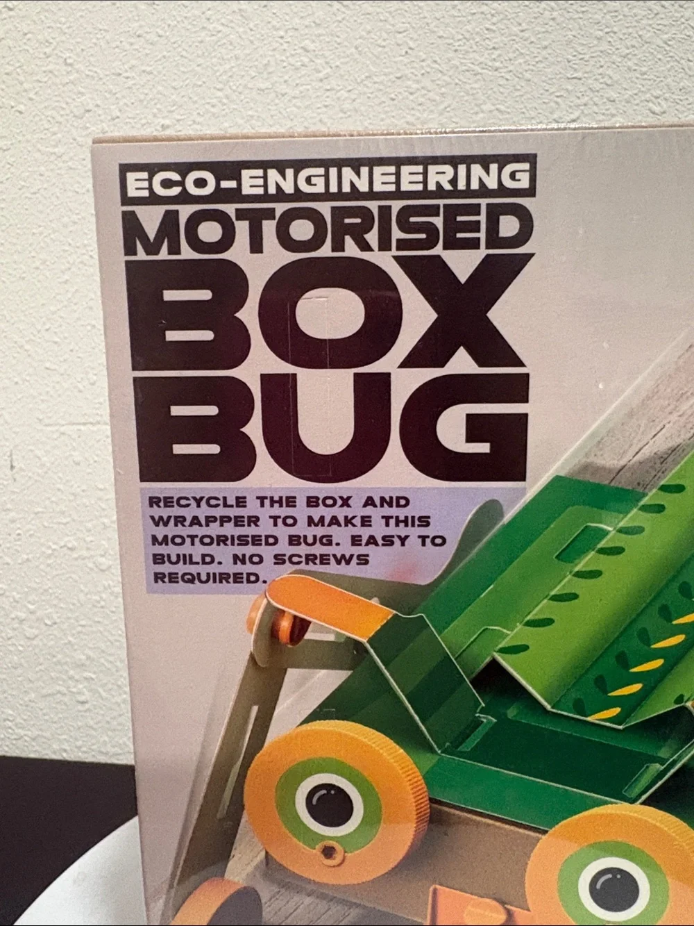 Motorised Box Bug STEM Building Kit - Green & Orange